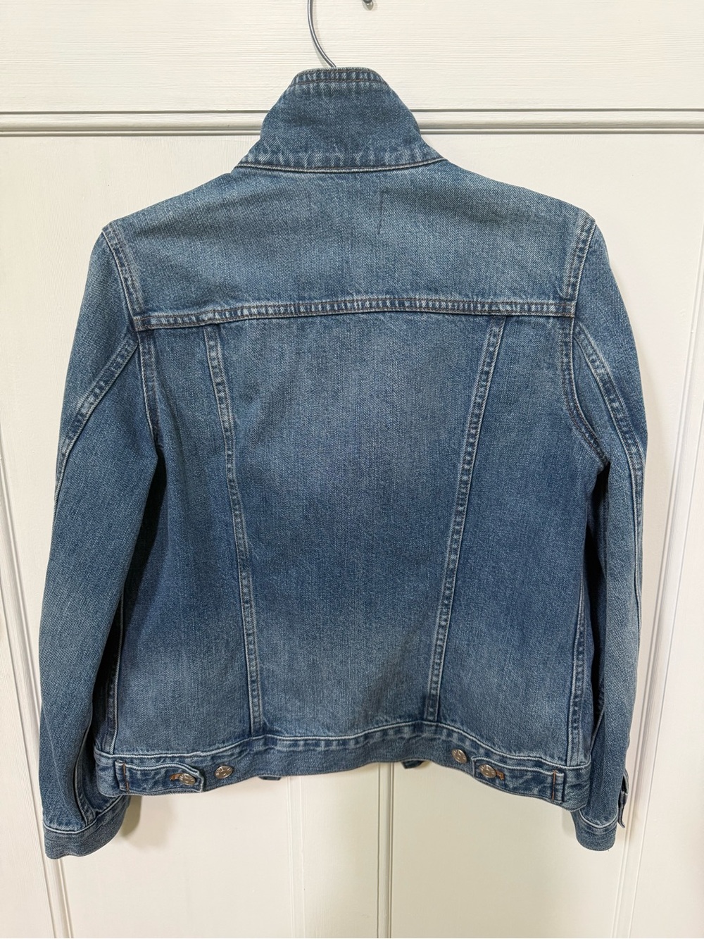 Madewell Classic Denim Jacket in Medium Blue Wash - Picture 5 of 9